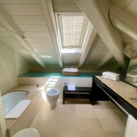 Hotel Carducci 76 Cattolica Esterno foto
