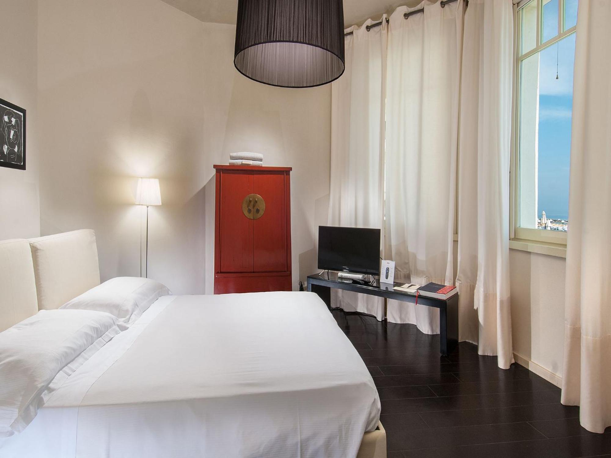 Hotel Carducci 76 Cattolica Esterno foto